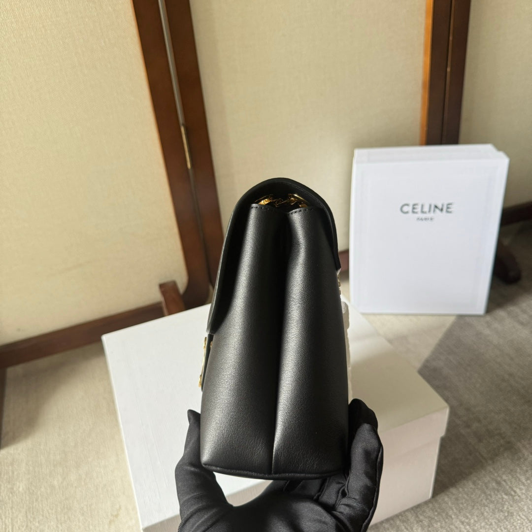 MEDIUM CELINE VICTOIRE BAG 25 IN BLACK CALFSKIN GOLDEN HARDWARE