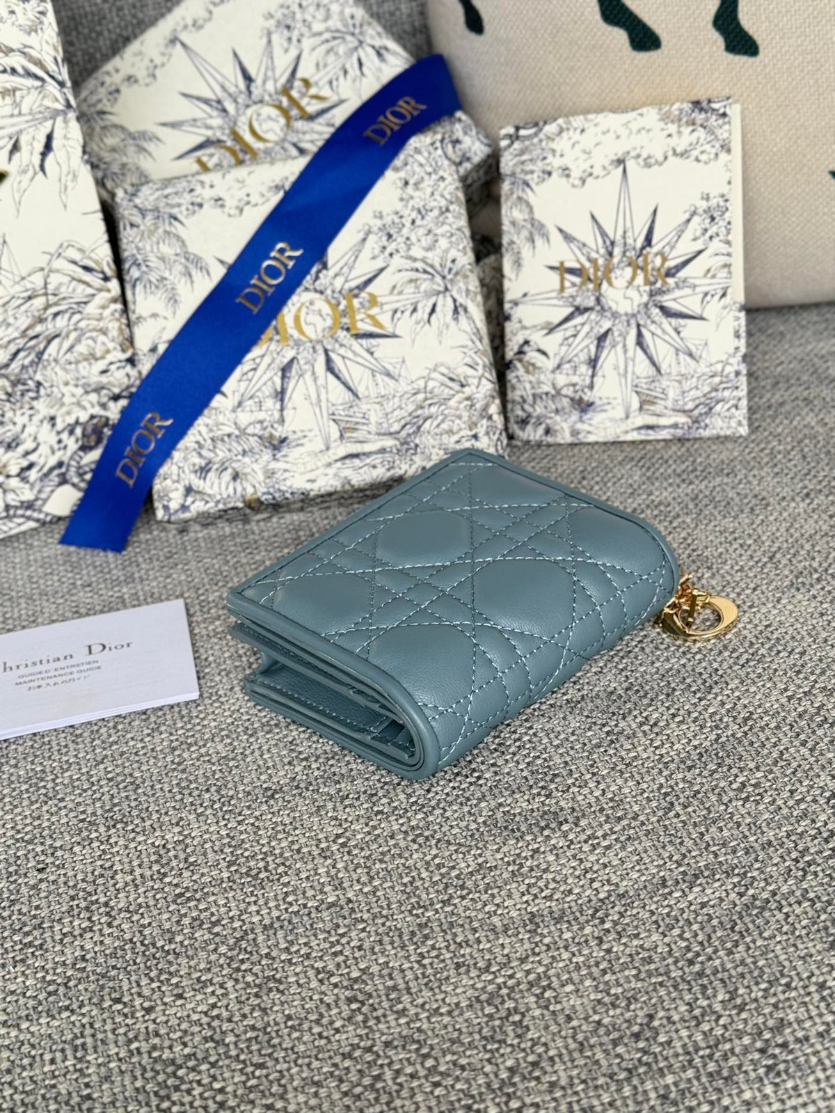 MINI LADY GARDENIA WALLET 11 IN SLATE GREY QUILTED CALFSKIN