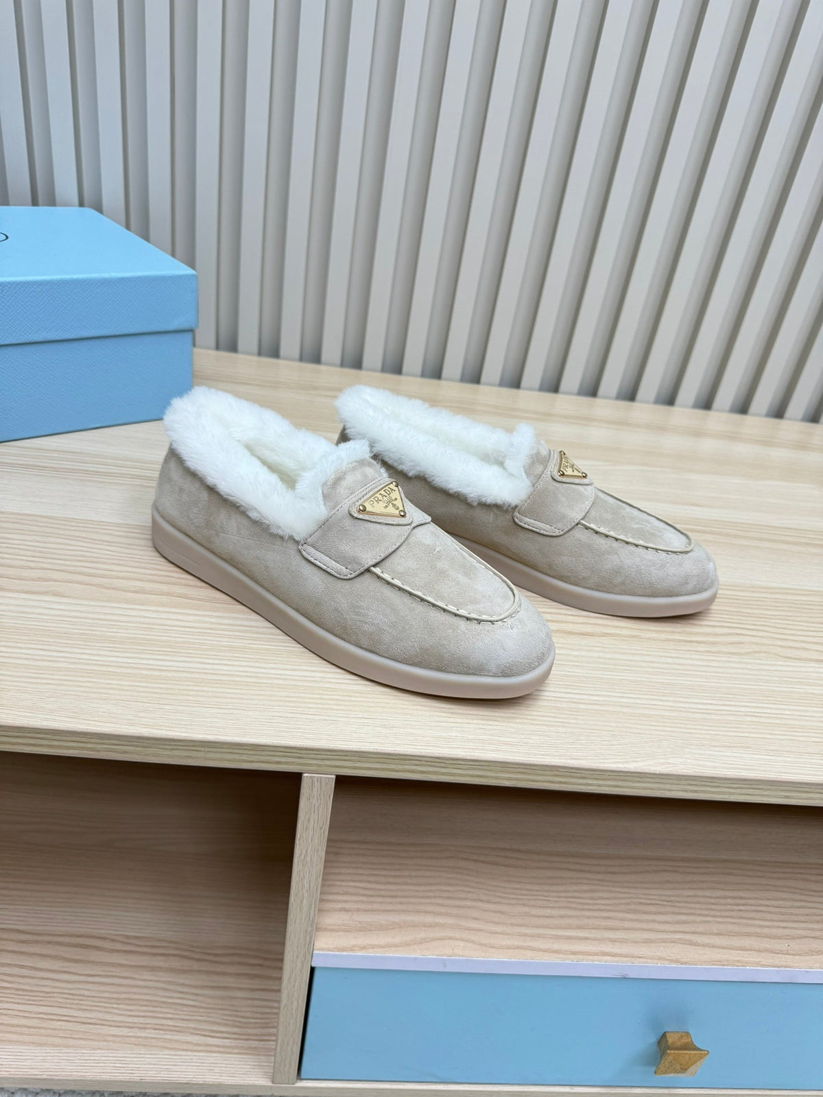 LOAFER IN KHAKI BEIGE SUEDE AND FUR LINING ATTACHED TRIANGLE LOGO