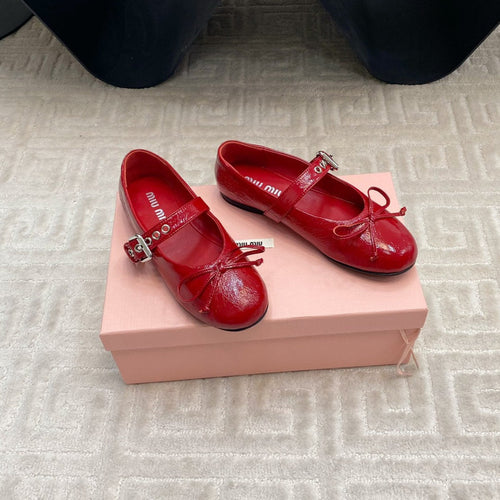 BOW MARY JANE FLAT IN RED NAPLAK LAMBSKIN