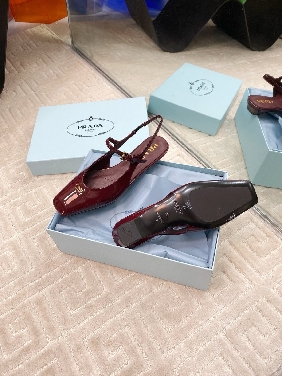 MARY JANE SLINGBACK SQUARE TOE IN BURGUNDY RED PATENT SHEEPSKIN