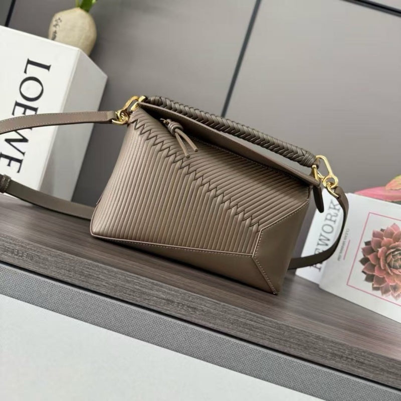 Loewe Puzzle Bag