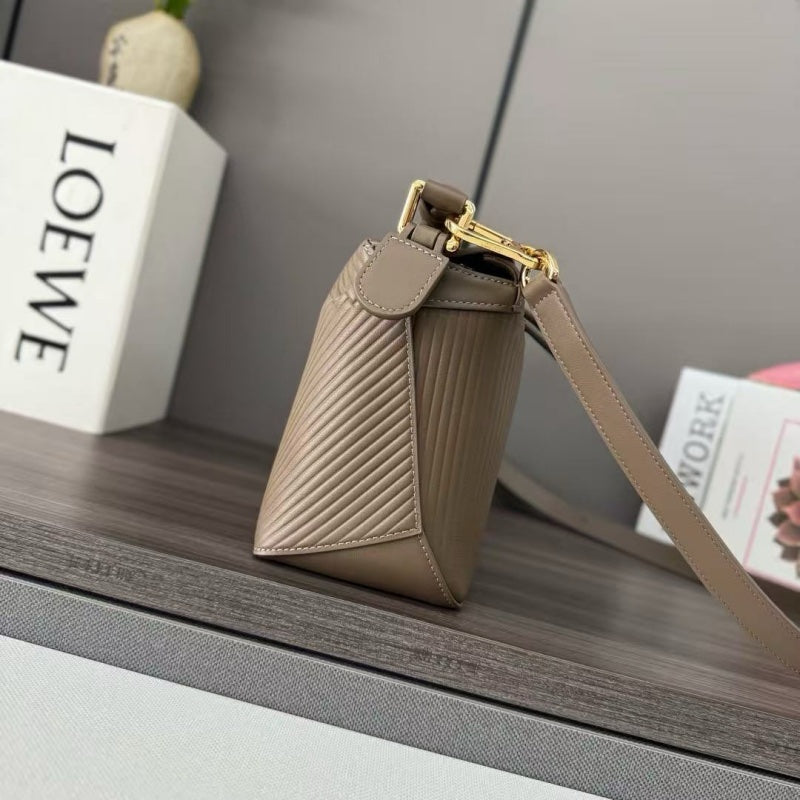 Loewe Puzzle Bag