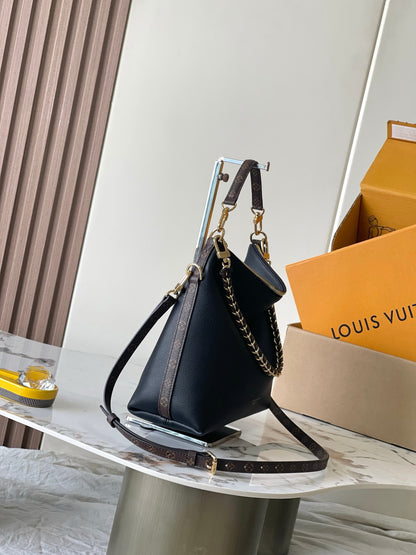LV Multipass Black M28029