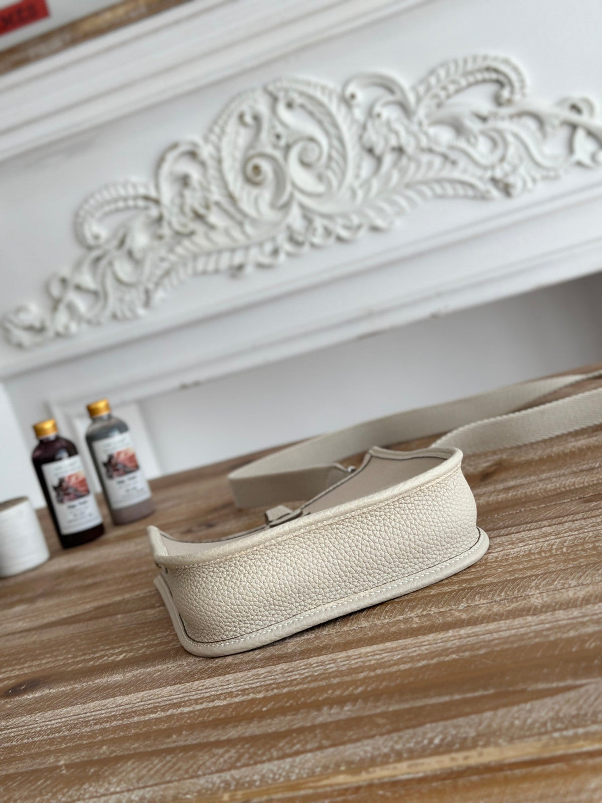 MINI NEO 17 EVELYNE BAG IN OYSTER TAN CANVAS AND WHITE CALFSKIN