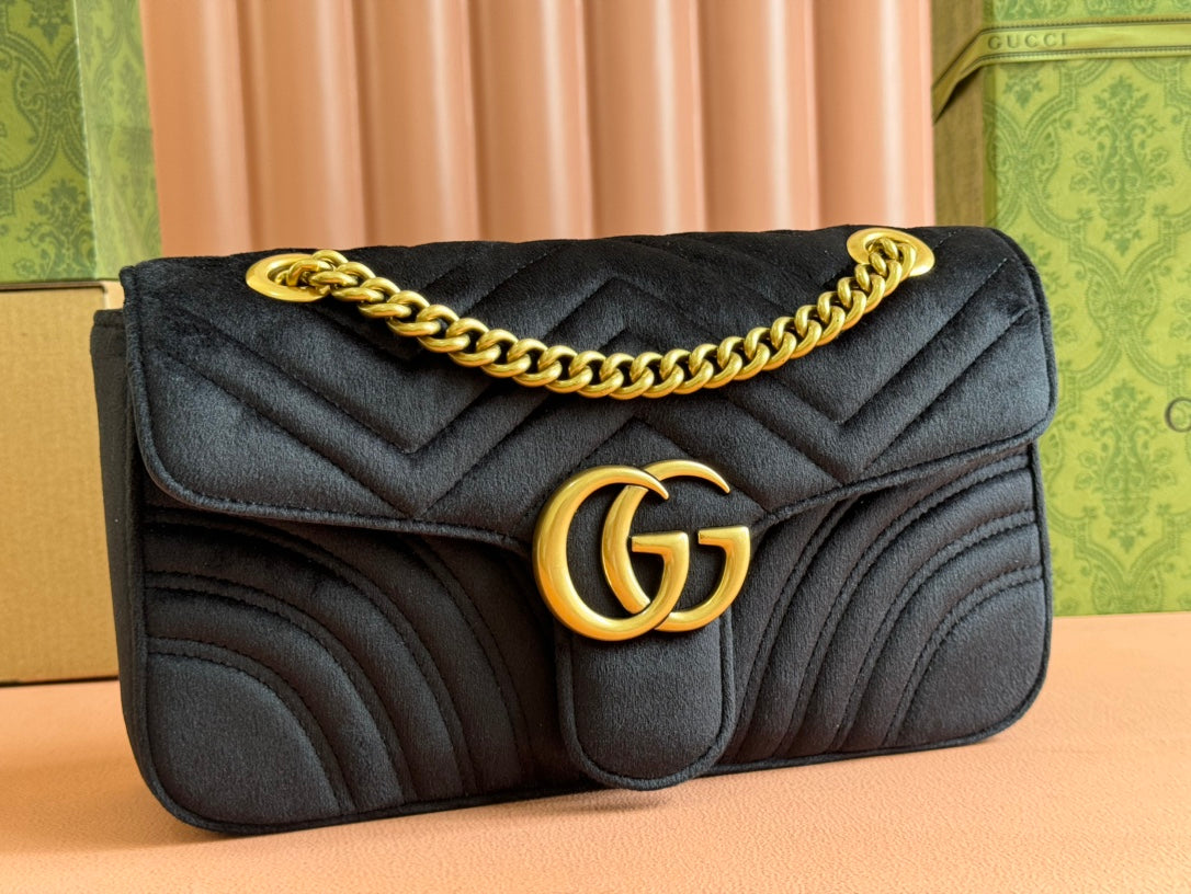 GUCCI 26S GG MARMONT MATELASSE 26 IN BLACK VELVET