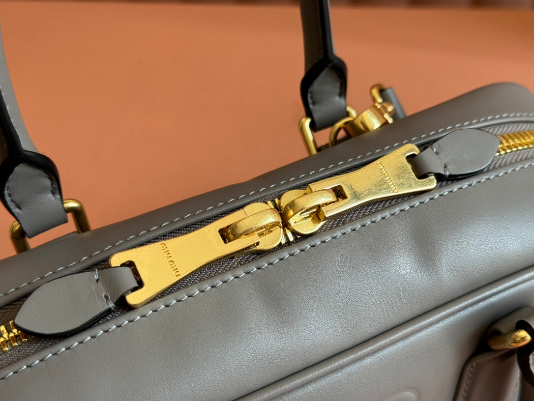 ARCADIE BAG 27 IN DARK GREY SHINY CALFSKIN