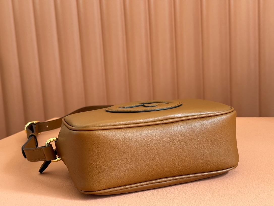 BLONDIE SMALL SHOULDER BAG 21 IN BROWN SMOOTH CALFSKIN