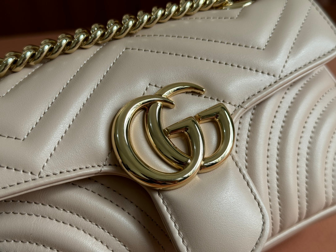 MARMONT MEDIUM SHOUDER BAG 23 IN LIGHT BEIGE CALFSKIN