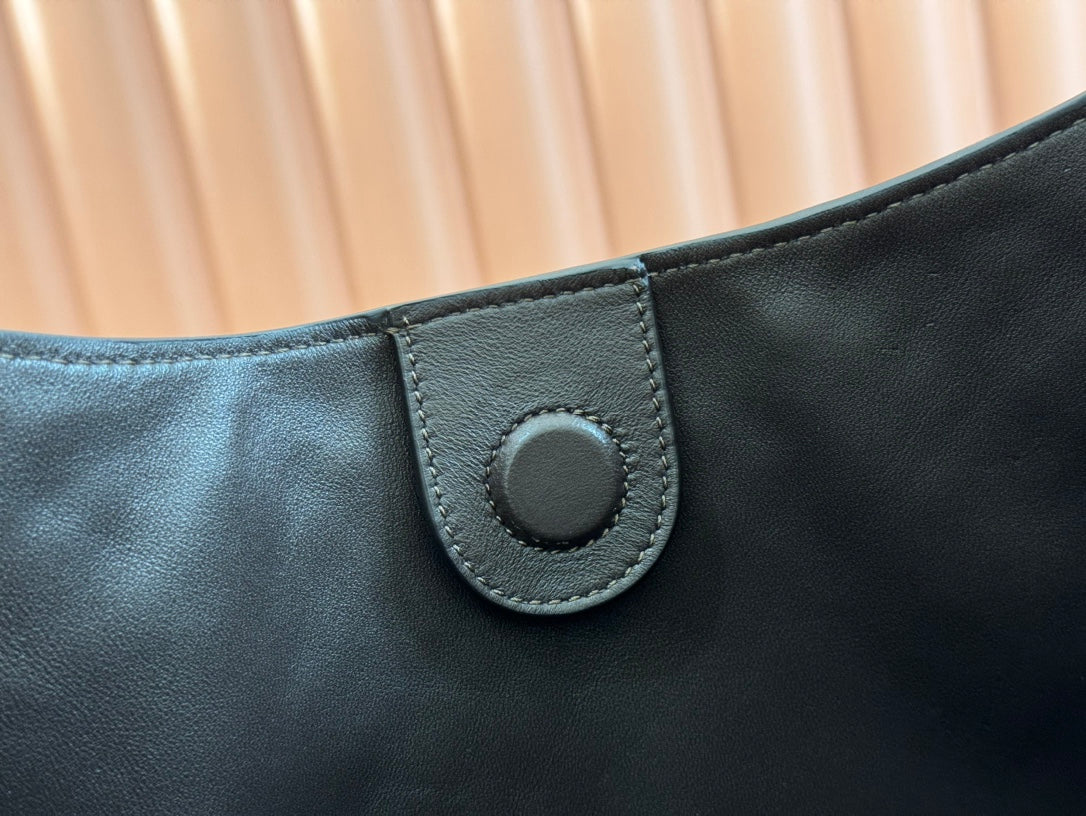B LARGE SHOULDER BAG 49 IN SEAWEED GREEN GG EMBOSSED SUEDE