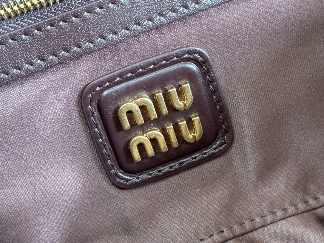 ARCADIE MATELASSÉ BAG 27 IN CONGO BROWN CALFSKIN GOLD HARDWARE