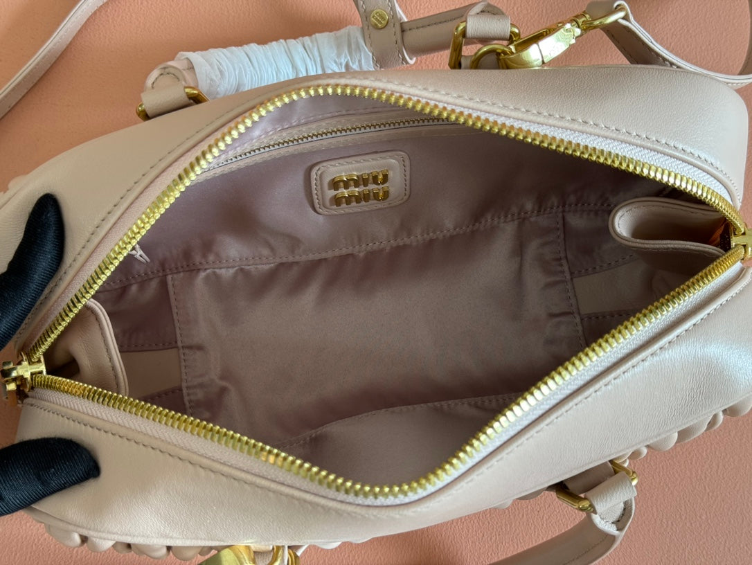 ARCADIE MATELASSÉ BAG 27 IN MISCHKA BEIGE LAMBSKIN