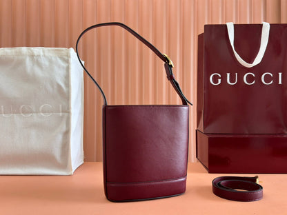 73 SMALL BUCKET BAG 20 IN ROSSO ANCORA RED SMOOTH CALFSKIN