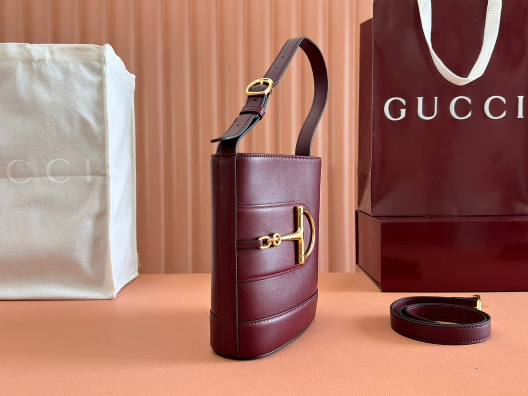 73 SMALL BUCKET BAG 20 IN ROSSO ANCORA RED SMOOTH CALFSKIN