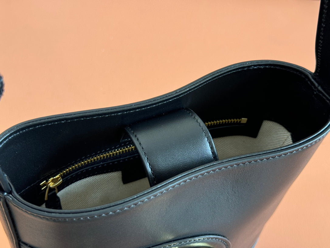 73 SMALL BUCKET BAG 20 IN BLACK SMOOTH CALFSKIN