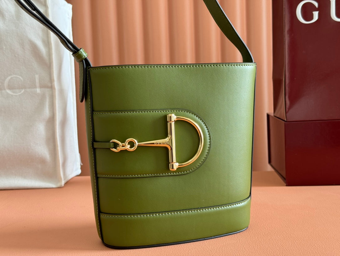73 SMALL BUCKET BAG 20 IN GREEN SMOOTH CALFSKIN