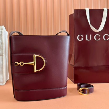 73 MEDIUM BUCKET BAG 27.5 IN ROSSO ANCORA RED SMOOTH CALFSKIN