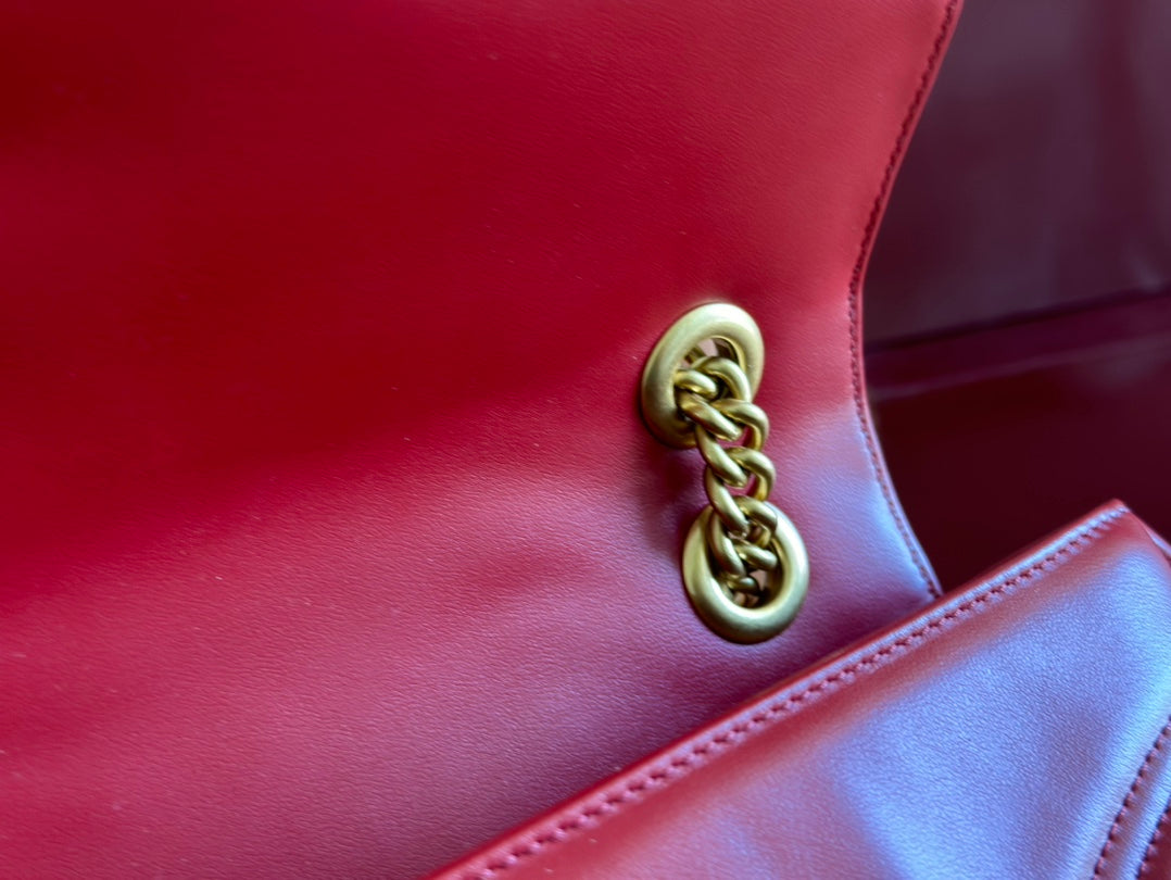 MARMONT SHOULDER BAG 31 IN RED CALFSKIN GOLD CHAIN