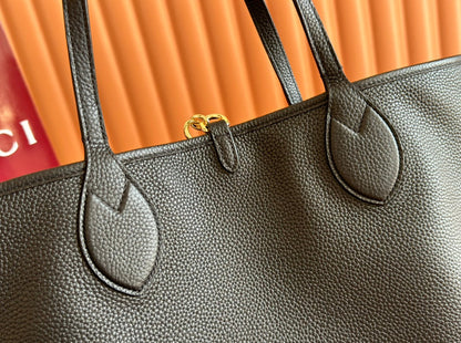 MEDIUM TOTISSIMA REVERSIBLE TOTE BAG 30 IN BLACK CALFSKIN BEIGE AND BROWN GG CANVAS ON SIDE