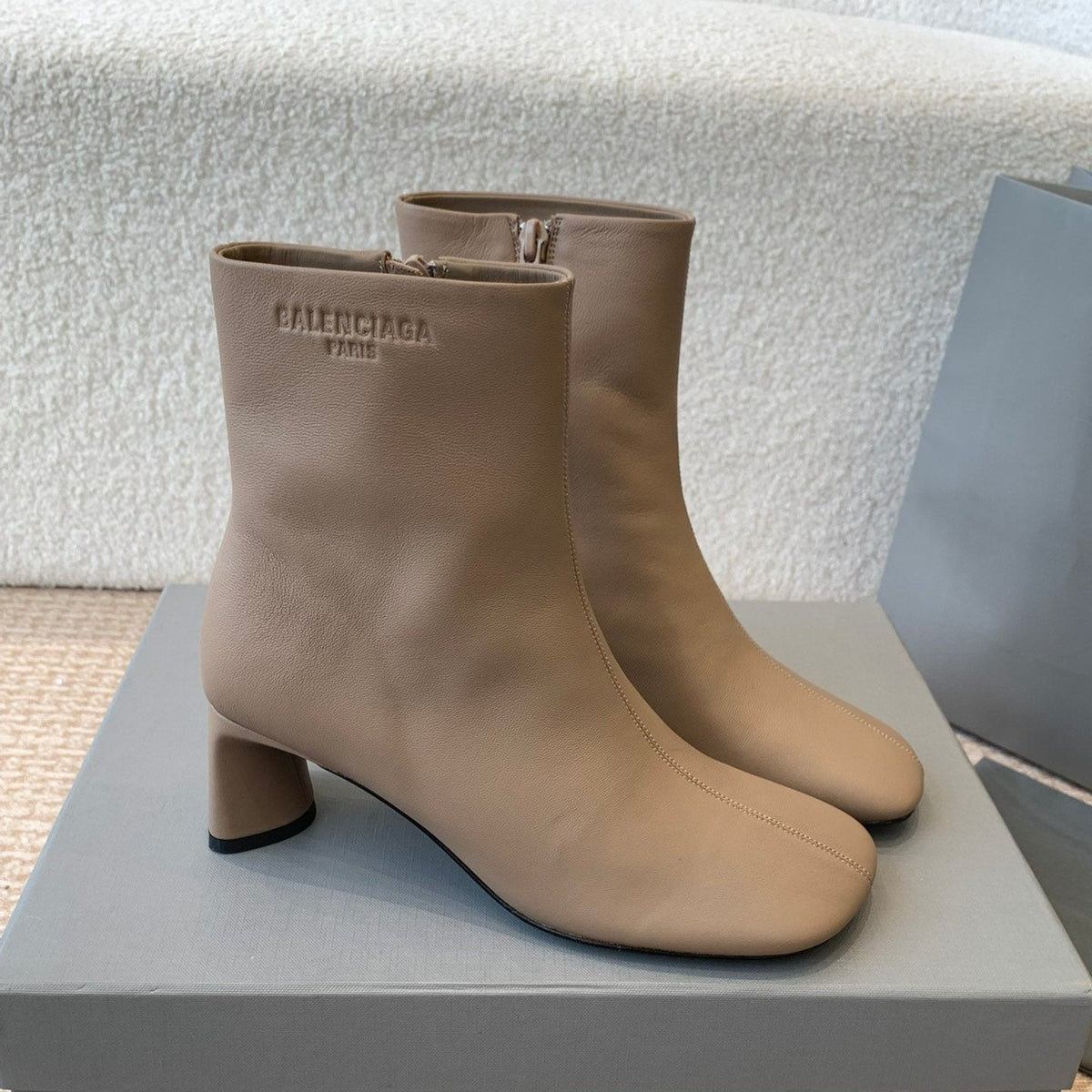 ANKLE BOOTS IN LIGHT BROWN LOGO EMBOSSED SOFT SHEEPSKIN