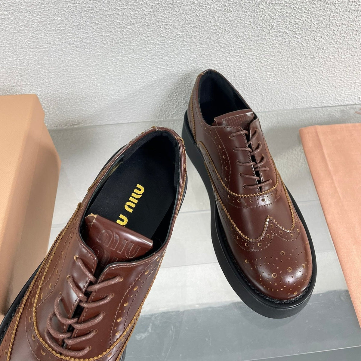 Baroque Thick-Soled Oxford Shoes With Laces Walnut Calfskin