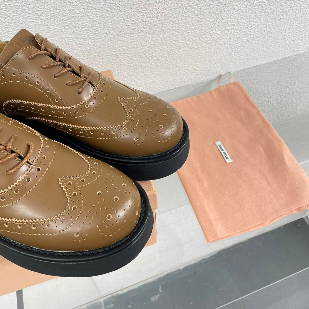 Baroque Thick-Soled Oxford Shoes With Laces Cider Calfskin
