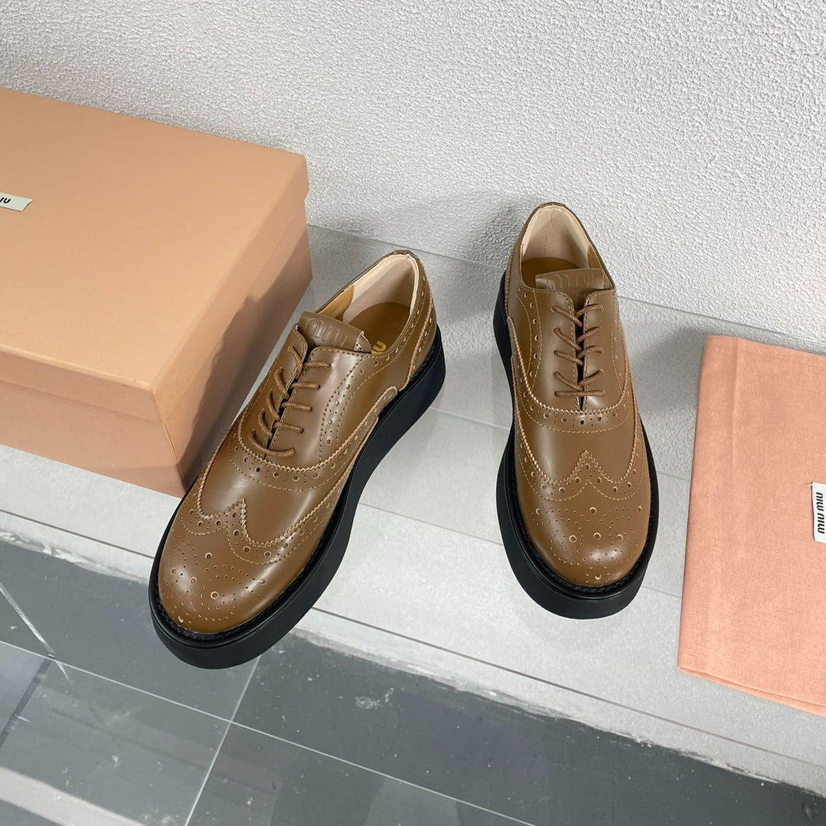 Baroque Thick-Soled Oxford Shoes With Laces Cider Calfskin