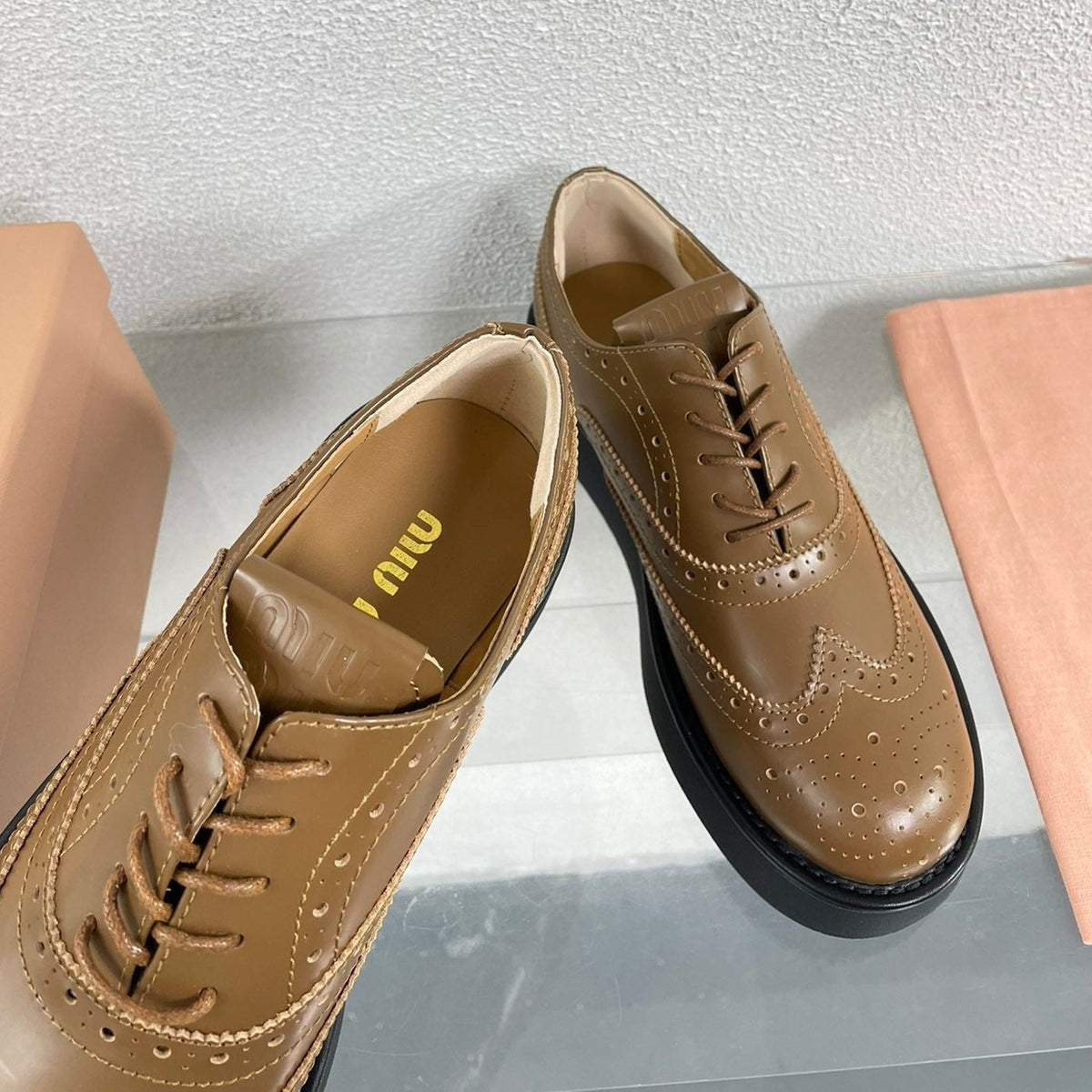 Baroque Thick-Soled Oxford Shoes With Laces Cider Calfskin