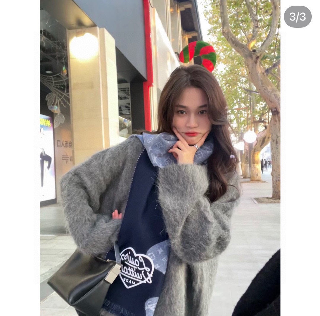 MONOGRAM DRIP 200 CM IN NAVY BLUE WOOL 391068