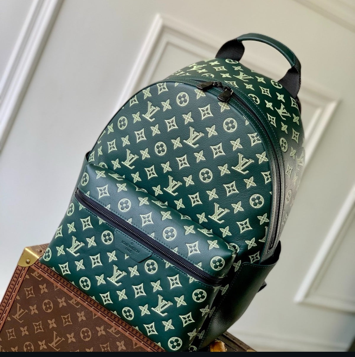 LV Discovery Backpack PM