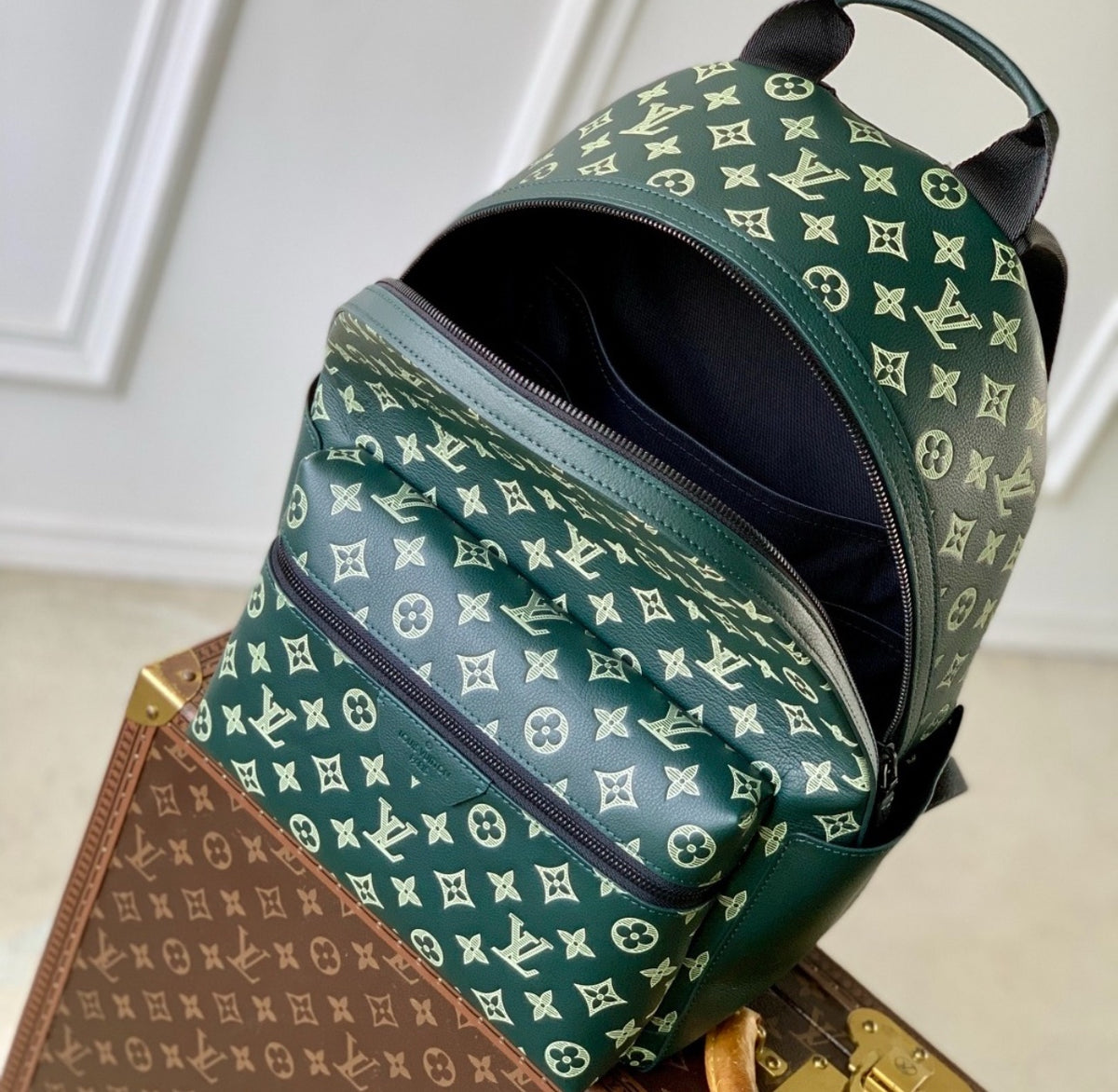 LV Discovery Backpack PM