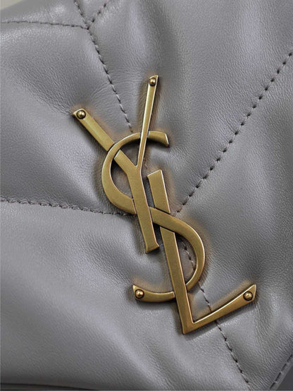 YSL 25S LOULOU PUFFER MEDIUM 29 IN SMOKY LAVENDER