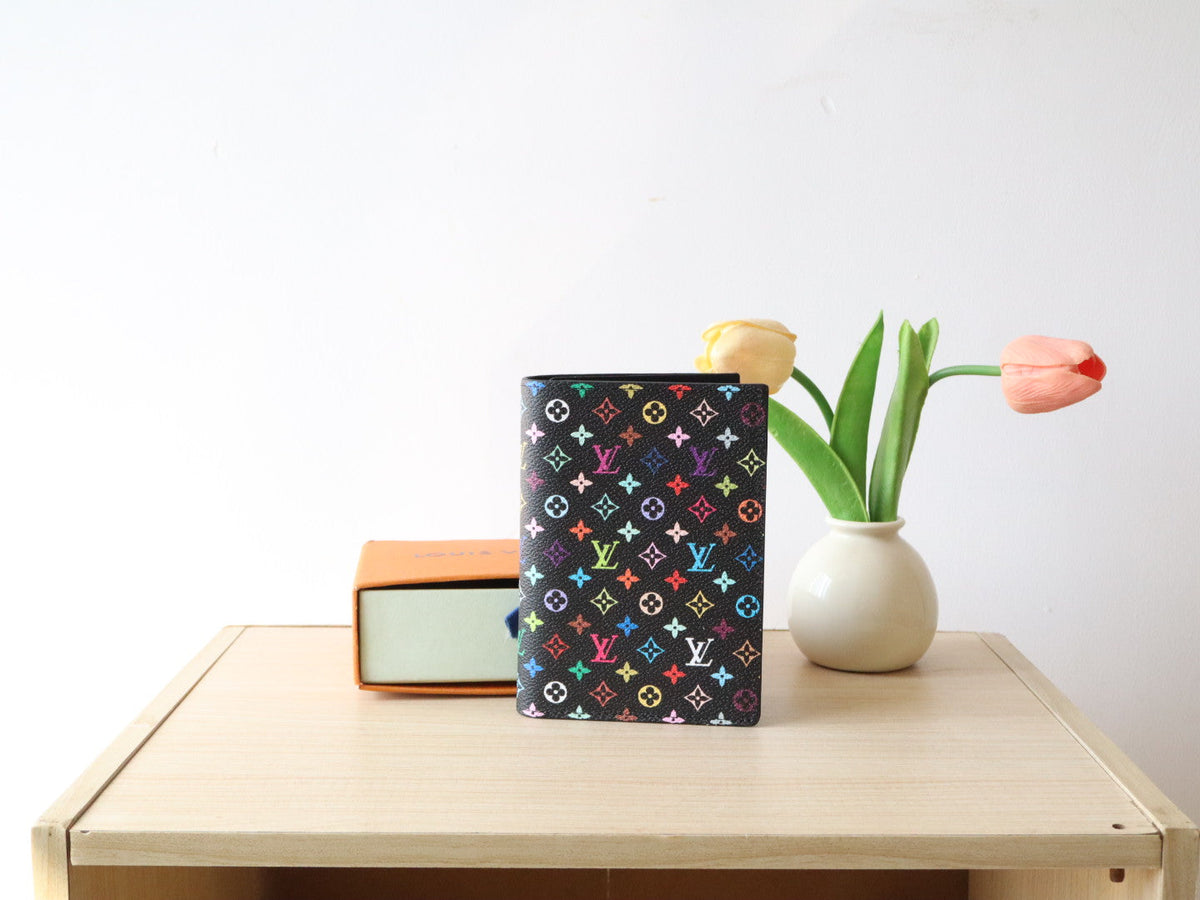 DOLL PASSPORT WALLET IN BLACK MIX COLORFUL CALFSKIN