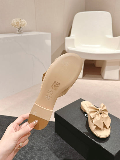 BOW LADY SLIPPERS BEIGE CREAM LAMBSKIN