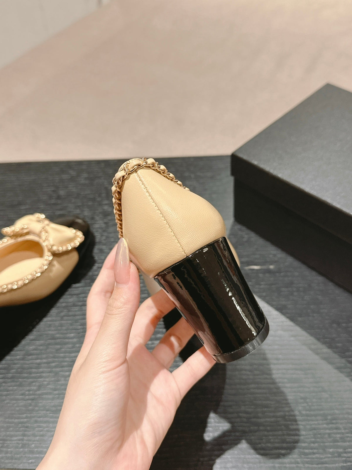 BOWKNOT HIGH HEELS IN BEIGE CREAM MIX BLACK SHEEPSKIN