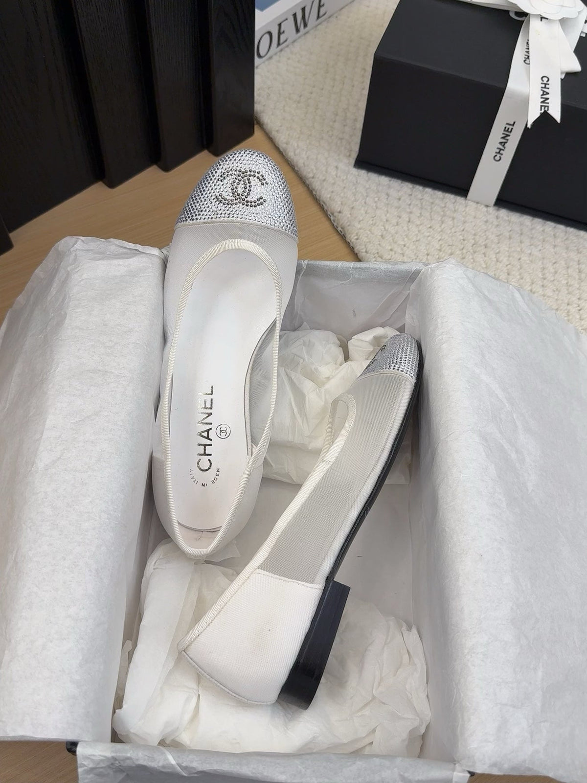 BALLET FLAT IN WHITE FABRIC AND MESH WITH CRYSTALS