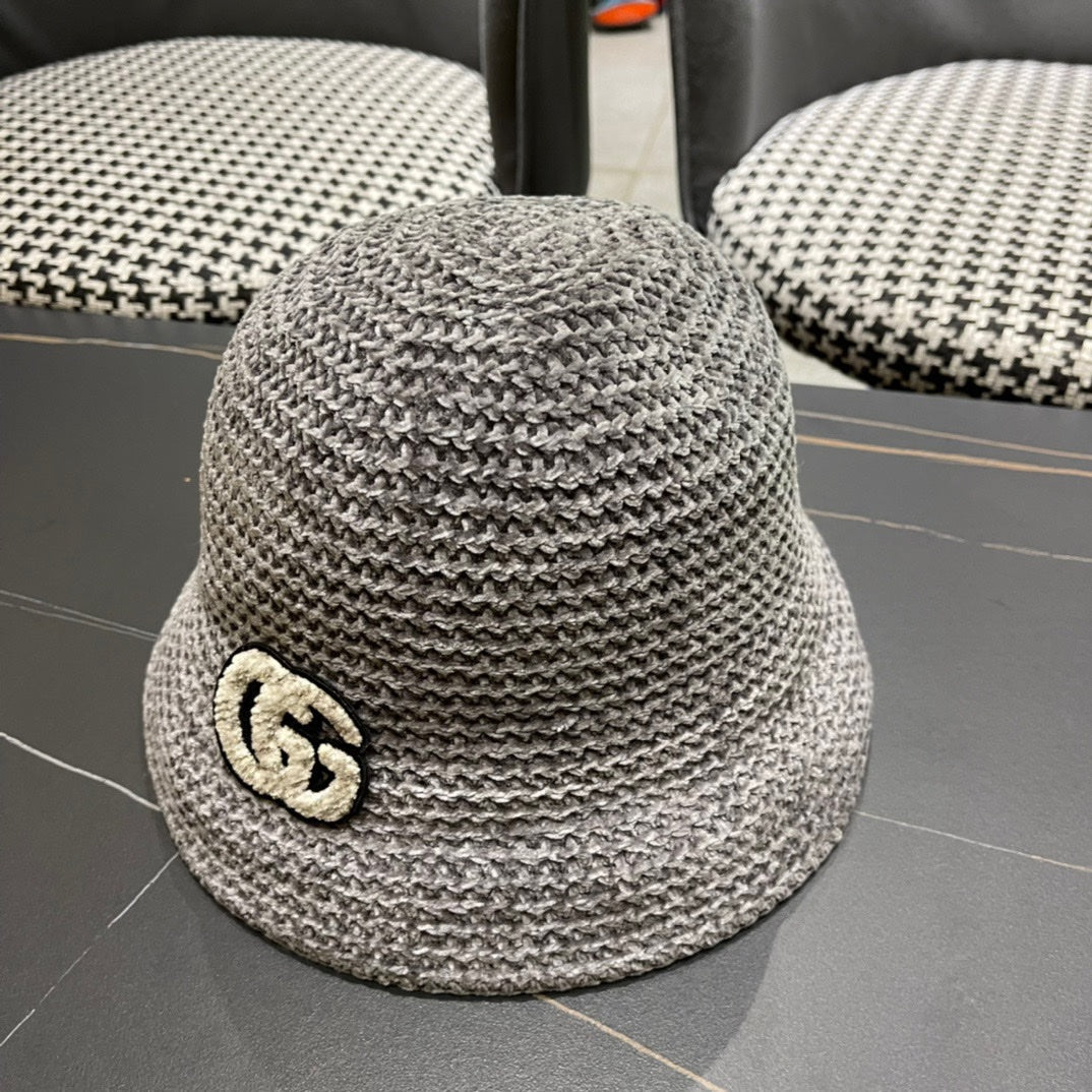 BUCKET HAT IN STEEL GRAY WOOL 389116