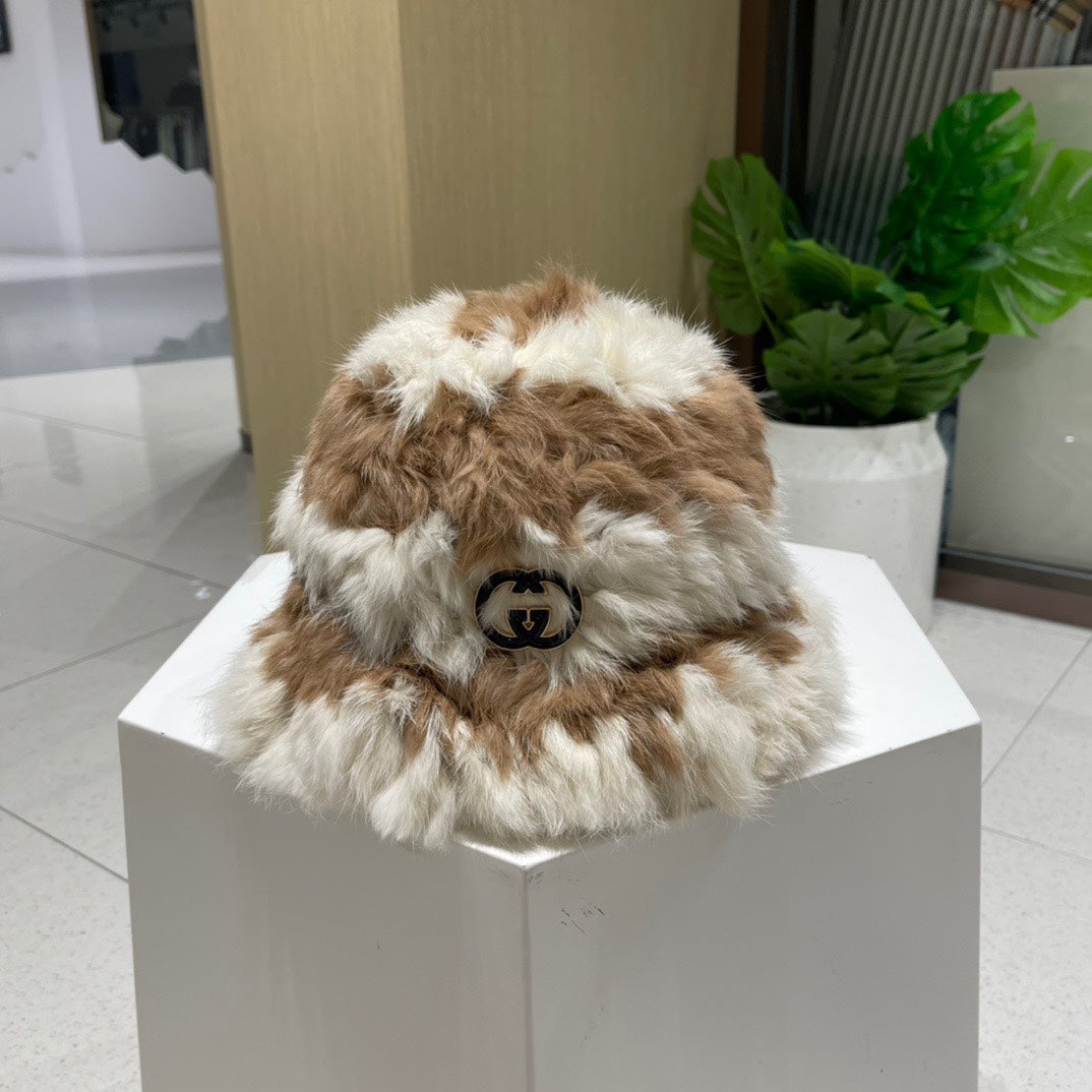 BUCKET HAT IN MEDIUM BROWN MIX WHITE RABBIT FUR 404638