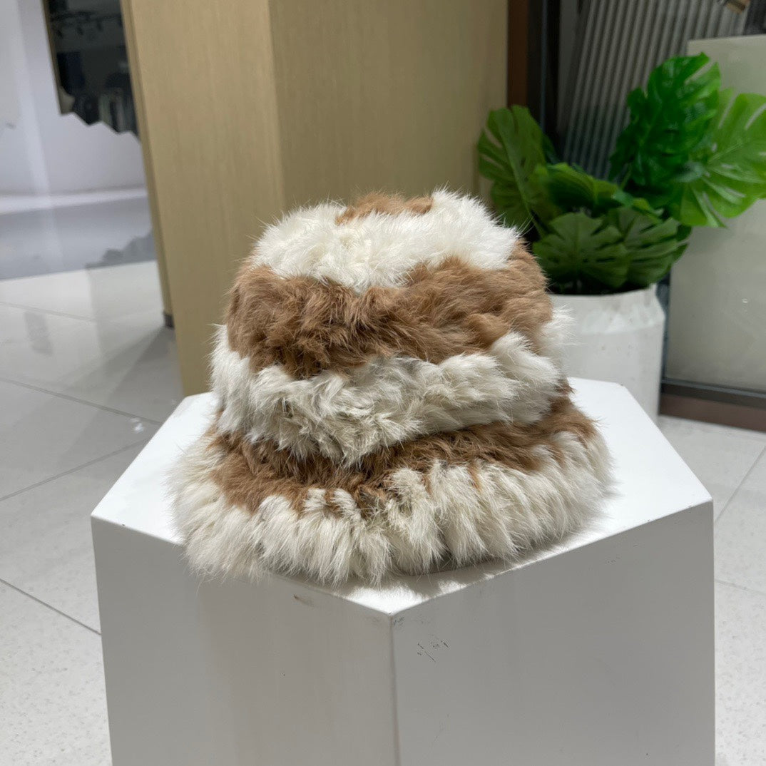 BUCKET HAT IN MEDIUM BROWN MIX WHITE RABBIT FUR 404638