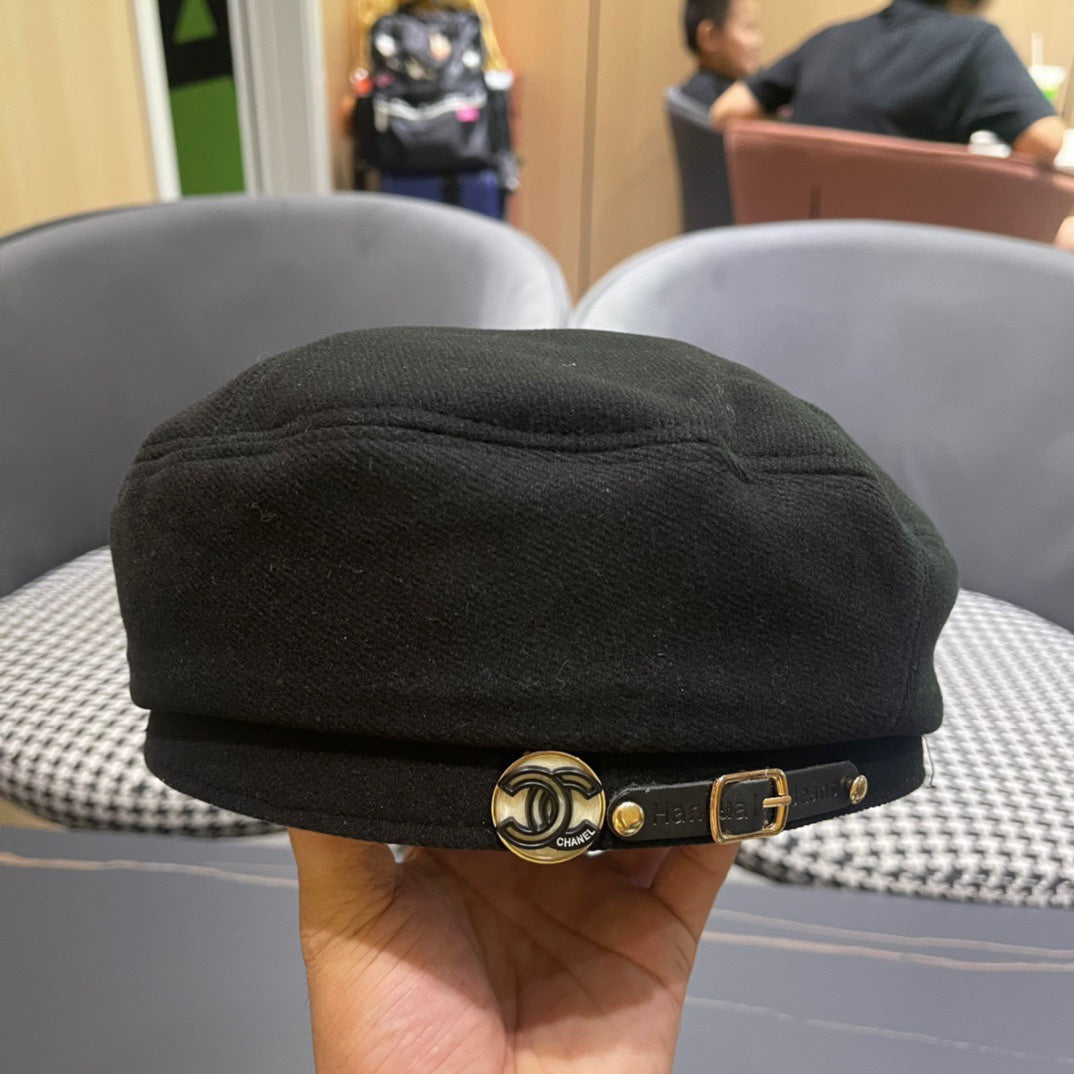 BERET HAT IN BLACK FABRIC 419385