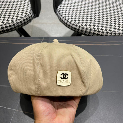 BERET HAT IN PEANUT BROWN CORDUROY 429843