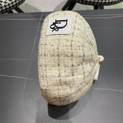 BERET HAT IN COSMIC LATTE BEIGE TWEED 434678