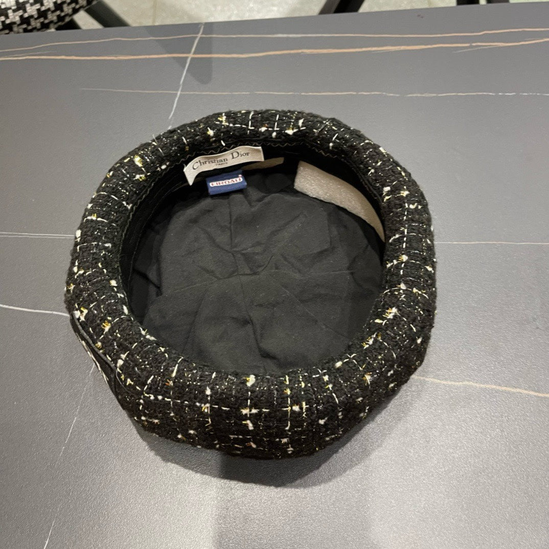 BERET HAT IN BLACK TWEED 434680