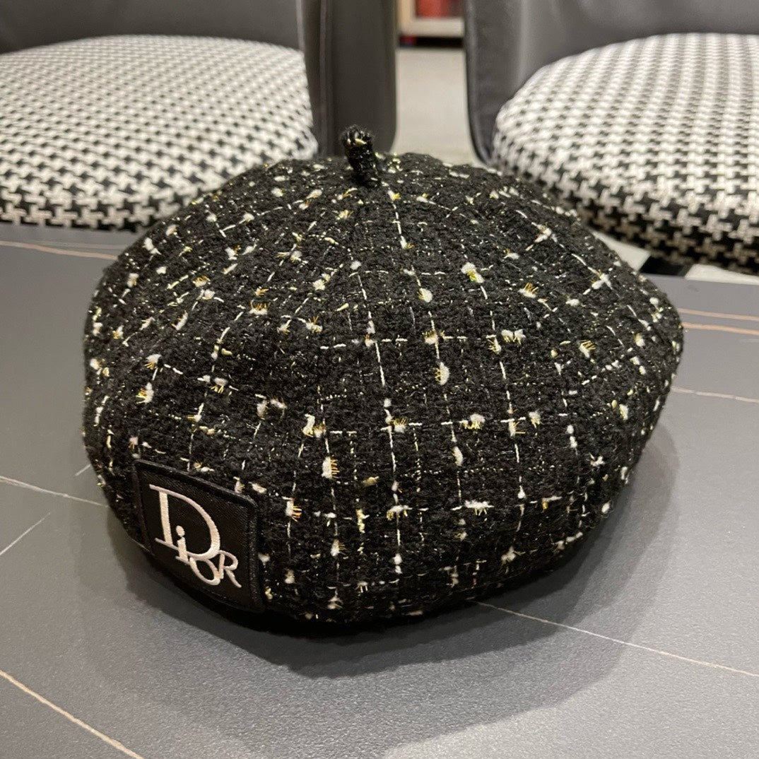 BERET HAT IN BLACK TWEED 434680