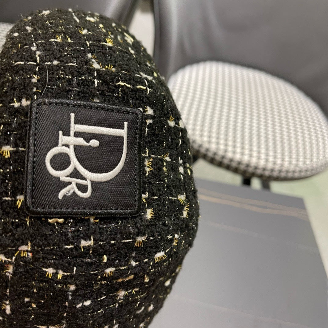 BERET HAT IN BLACK TWEED 434680