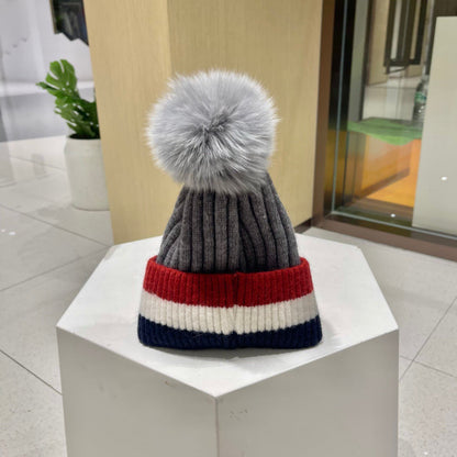 BEANIE HAT IN COLORFUL WOOL 434722