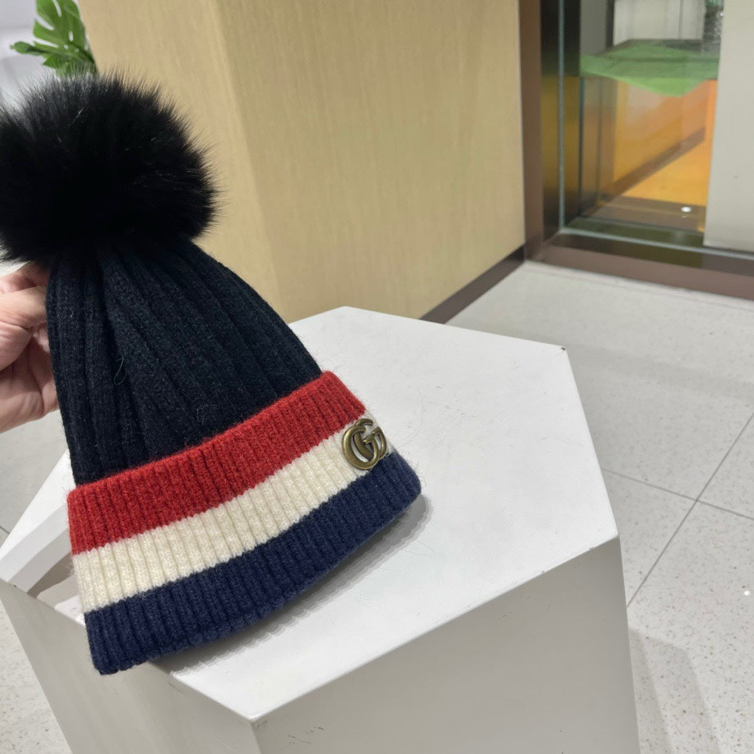 BEANIE HAT IN COLORFUL WOOL 434725