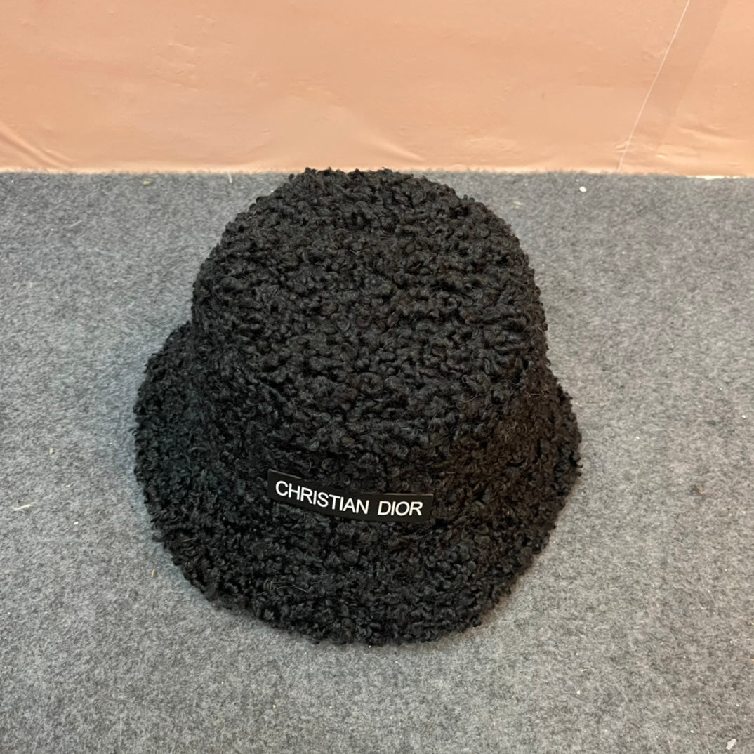 BUCKET HAT IN BLACK FLEECE 436567