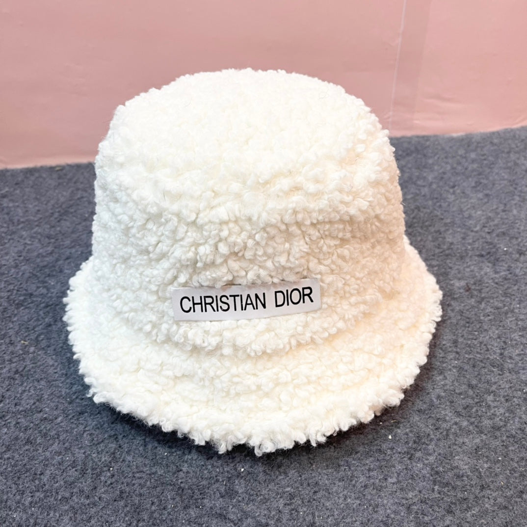 BUCKET HAT IN WHITE FLEECE 436569
