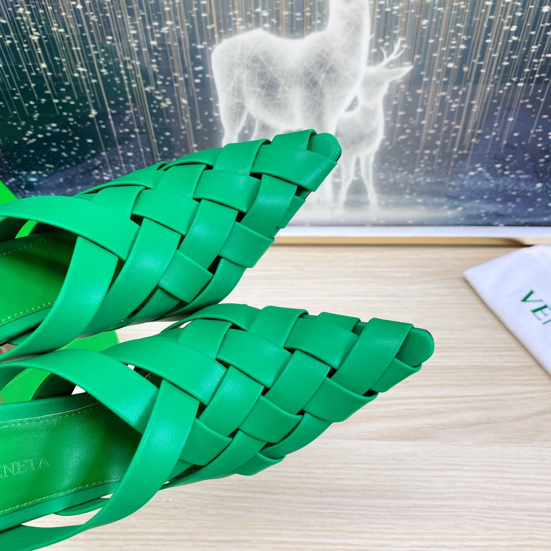 ALFIE LEATHER HIGH MULES IN EMERALD GREEN CALFSKIN WITH WOVEN DESIGN